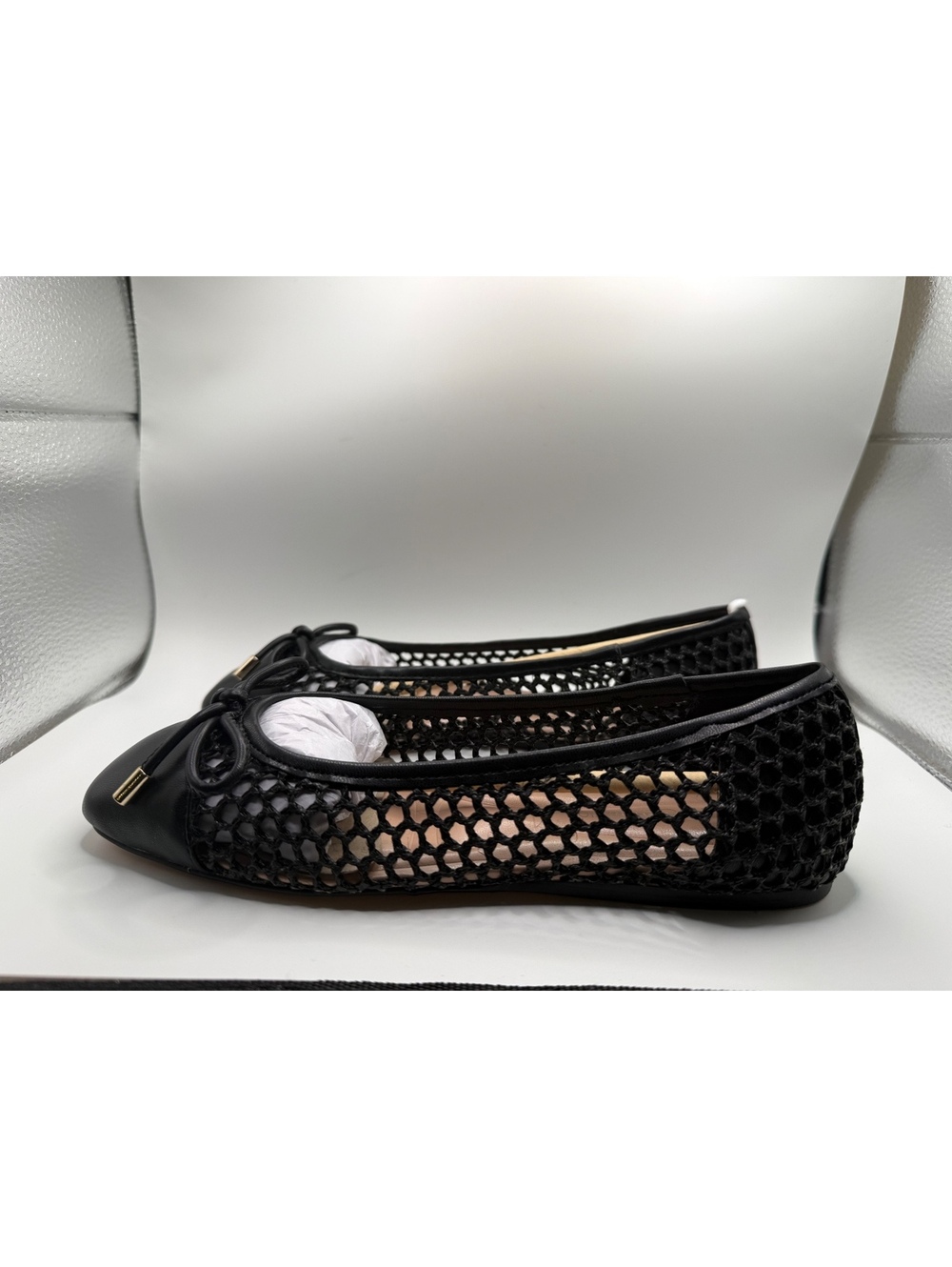 BCBGeneration Hartly Mesh Cap Toe Flat in Raffia Black Size 6.5